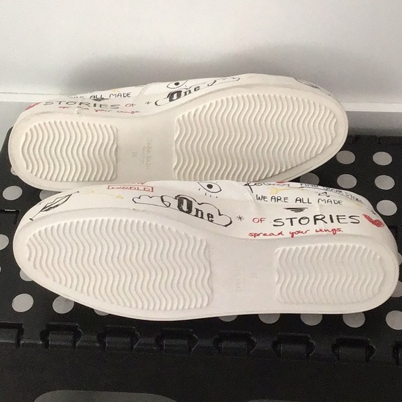 🆕 No Tags ZARA Graffiti Butterfly Lace Up Sneaker - Picture 12 of 12